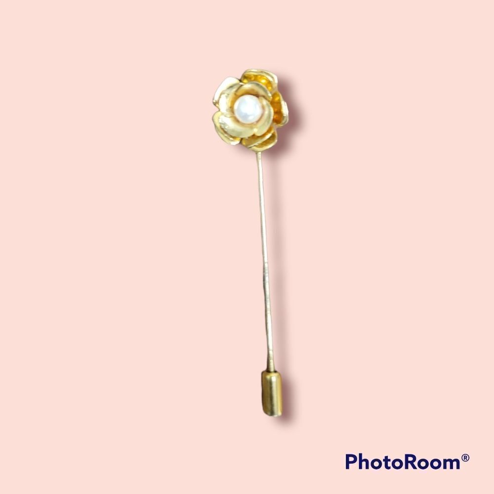 Vintage Faux Pearl Floral Lapel Pin